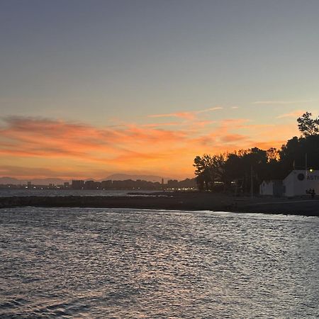 La Casa De La Playa Lägenhet Málaga Exteriör bild